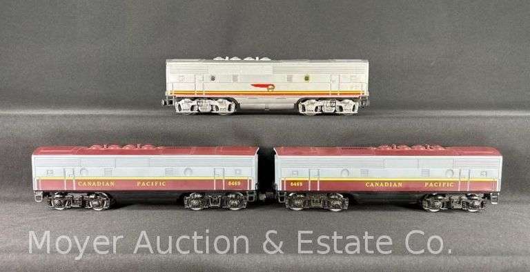 (3) Lionel "B" Units, Santa Fe and (2) Canadian Pacific image