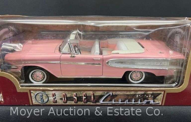 Road Legends 1958 Edsel Citation 1:18 Scale Die-Cast Model