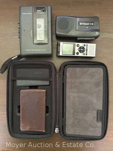 Olympus WS-852 Voice Recorder with Other Recorders image