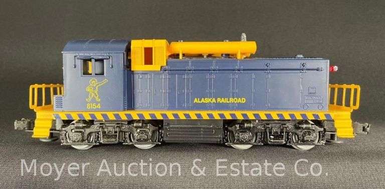 Lionel No. 8154 Alaska SW-1 Switcher, with Original Box image