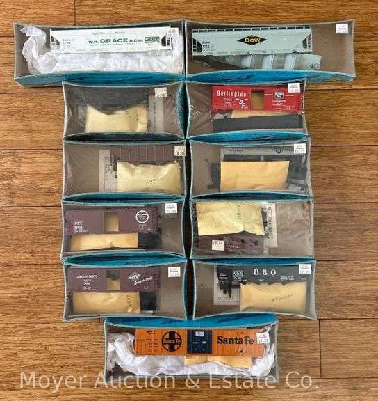 (11) New Athearn HO Scale Freight Cars, Sealed in Boxes image
