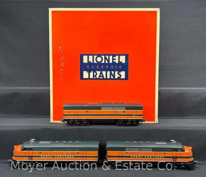 Lionel No. 11724 Great Northern F-3 Diesel Locomotive Set, with Original Box