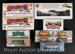 (11) Asst. Con-Cor, Bachmann and Life-Like N Scale Freight Cars, with Plastic Cases