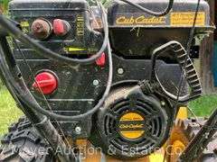 Cub Cadet 528SWE Snowblower, Electric Start, 277cc Engine, 28”w Cut