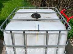 250gal. Poly Tank Tote in Cage with Valve