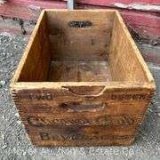 Clicquot Club Wood Advertising Crate, 19"x13"x11"h