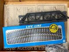 Life-Like HO Scale Freight King Train Set