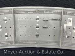 (30) Lionel FastTrack Curved Track Sections