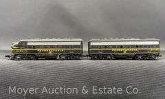 Bachmann Spectrum N Scale Pennsylvania F7 AB Diesel Set, with Plastic Cases