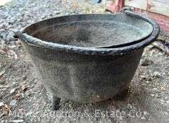 Early Cast Iron Kettle with Feet & Handle, 12"w