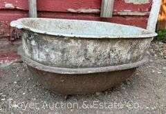 Cast Iron Pot/Basin with Porcelain Coating, on 4 Legs, 20"w