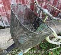 Schwinn Point Beach Cruiser Bike