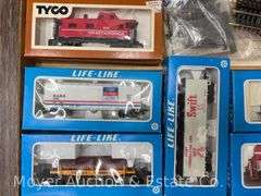 Life-Like HO Scale Freight King Train Set
