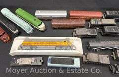 Group of Asst. HO Scale Dummy Units, B Units, Tenders, Etc.