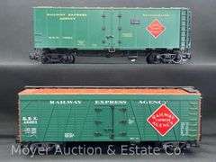 (2) AristoCraft G Scale Reefer Cars, No. 46220 and 46601, with Original Boxes