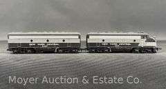 Bachmann Spectrum N Scale NYC F7 AB Diesel Set, No. 81254, with Original Case (Missing Lid)
