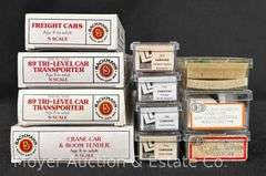 (11) Asst. Con-Cor, Bachmann and Life-Like N Scale Freight Cars, with Plastic Cases