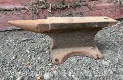 Small Anvil, 11" Long Overall