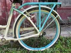 Schwinn Point Beach Cruiser Bike
