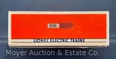 Lionel No. 18512 Canadian National Non-Powered Passenger Cars, with Original Box