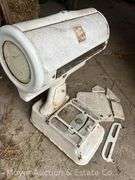 Barnes Produce Scale, White Porcelain, Broken Scale Bed, HEAVY, Must Bring Help to Load/Remove