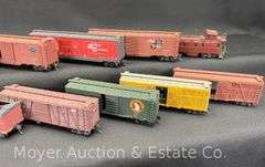 (13) Asst. HO Scale Freight Cars