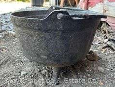 Early Cast Iron Kettle with Feet & Handle, 12"w