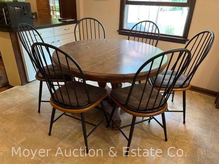 Dining Room Table, 47" Round, with (2) 11" Leaves, and (6) Dining Chairs image