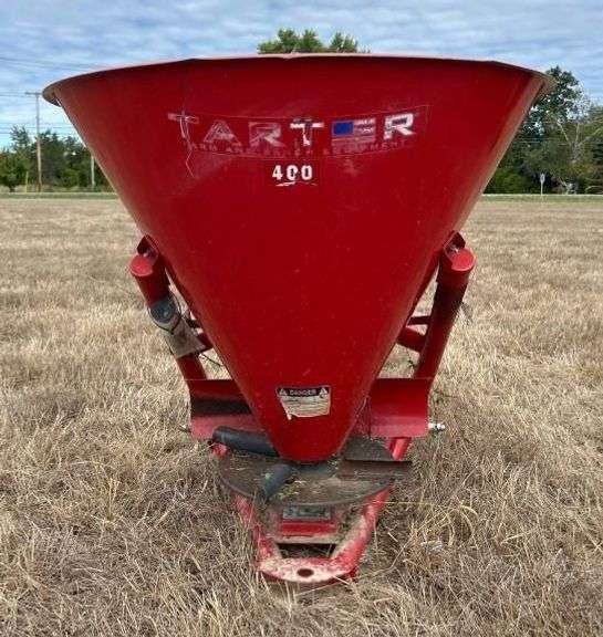 Tarter 3-Point Fertilizer Spreader/Seeder, Appears in Good Overall Condition image