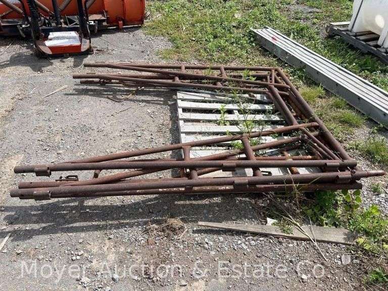 Group of Scaffolding Uprights image