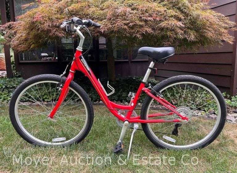 Schwinn Signature Ladies 5spd. Bicycle image