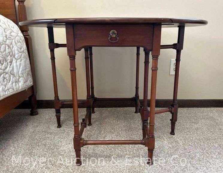 Centennial Cherry Gate Leg Drop Leaf Side Table, 29"x16" Top x 25"h image