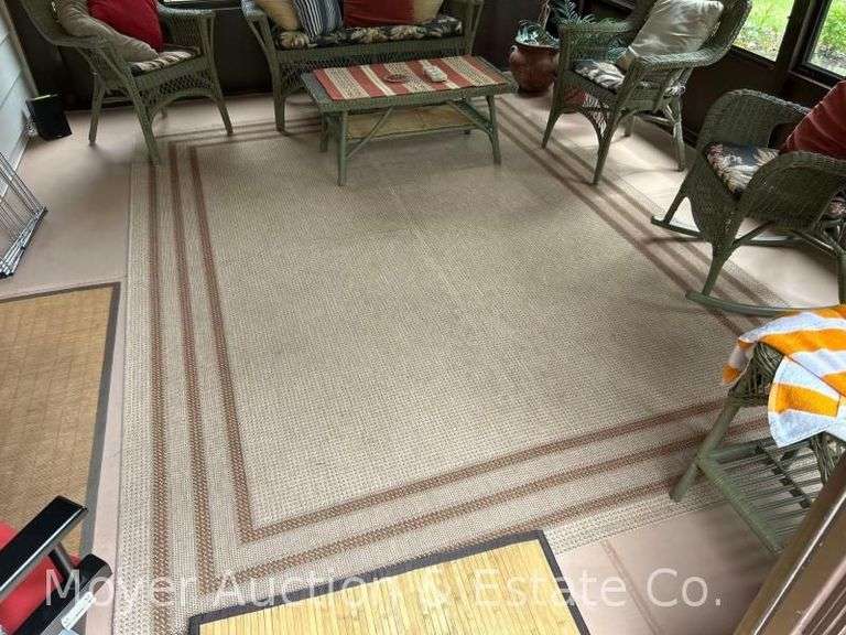 Indoor/Outdoor Area Rug, 94"x127" image