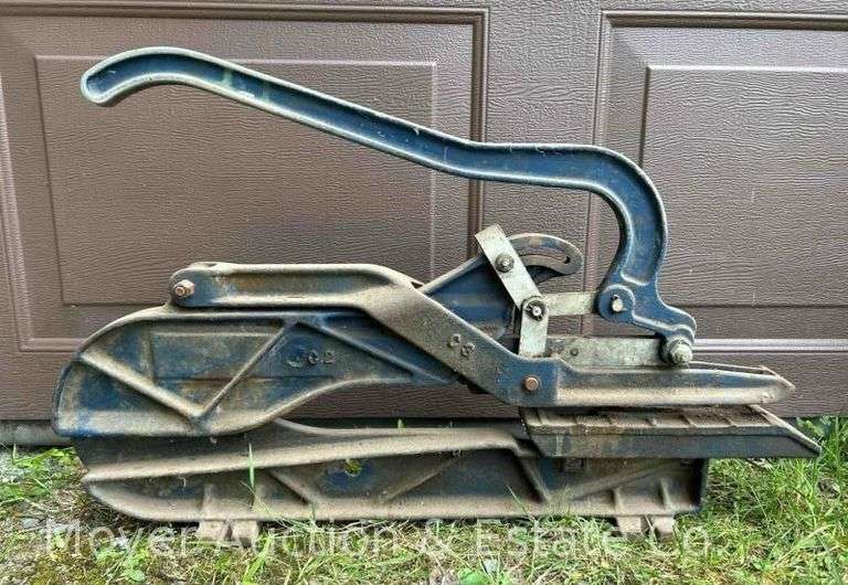 Vintage Lever Shear image