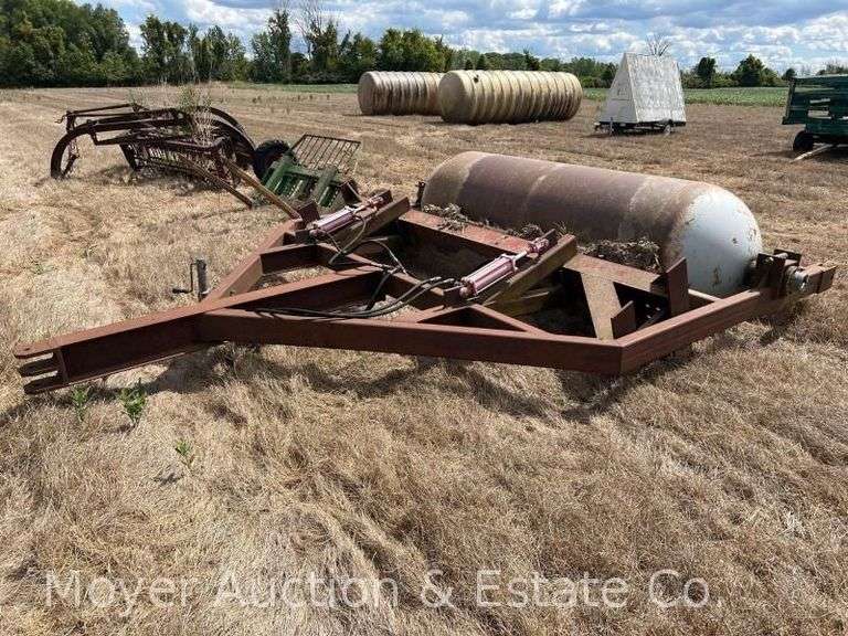 Homemade Heavy Duty Scrapper/Roller, Made from Tank, 11' Wide Overall image