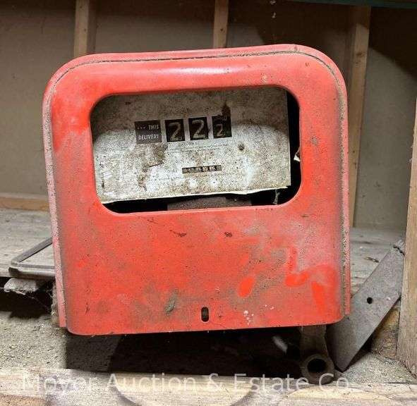 Vintage Gas Pump Top, 13"w image