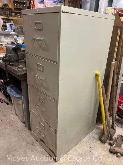 4 Drawer Metal Filing Cabinet, 18"x27"x52"h image