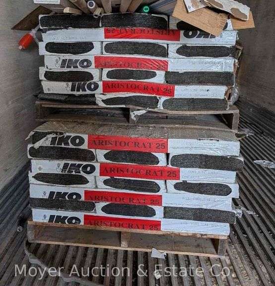 (2) Pallets of IKO Aristocrat 25 Shingles, Color is Rainbow Green B02, 42 Bundles image
