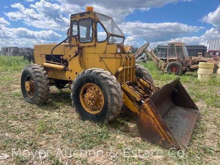 Trojan 134 Front-End Loader, Gas Engine, 94" Bucket, Condition Unknown image