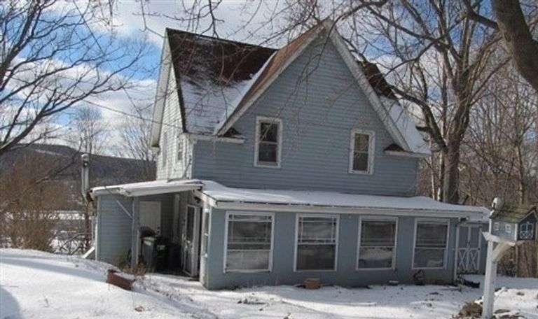 208 Dennis Avenue, Hornell NY  151.11-01-058.000 image