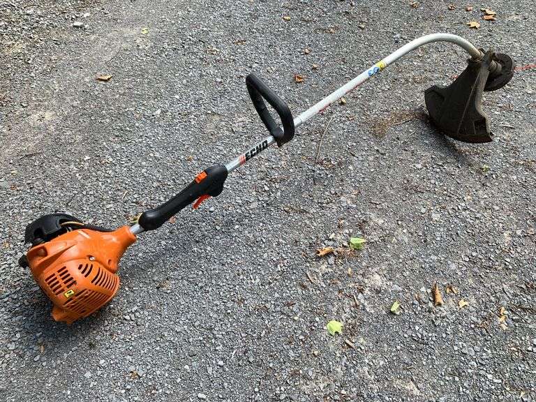 Echo GT-225 Weed Trimmer, gas engine, turns over, appears in good condition