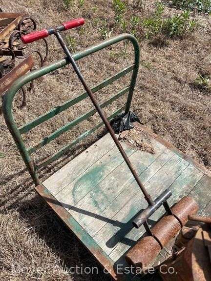 Linoleum Roller, 19"w image