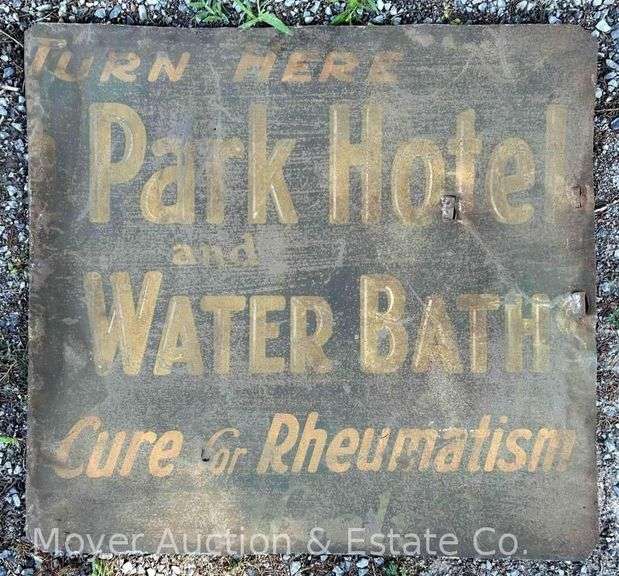 Metal Park Hotel Sign, Single Sided, 30"x28" image