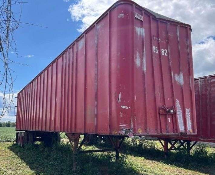 45ft. Strick Semi Trailer Van Body, Red 3582 image