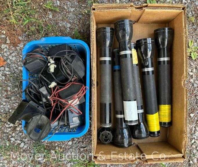 (6) Mag-Lites with Chargers, Unknown Condition image