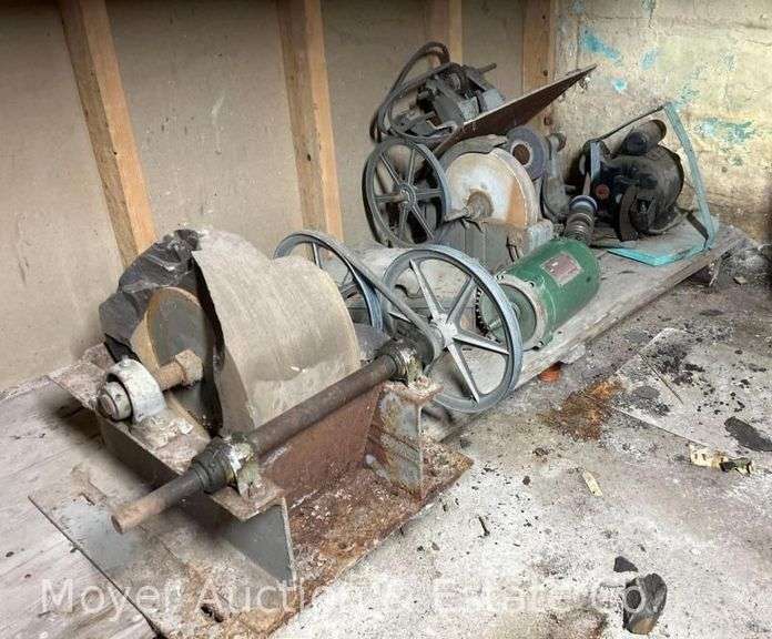 Group of Motors and Grinding Wheels image
