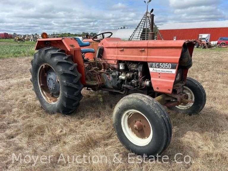 Allis Chalmers AC 5050 Tractor, 3-Point Hitch, Starts/Drives image