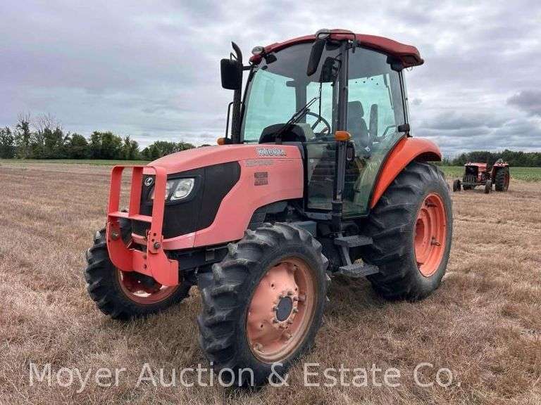 Kubota M7040 Tractor, 3-Point Hitch, 885 hours, Starts/Runs/Drives image