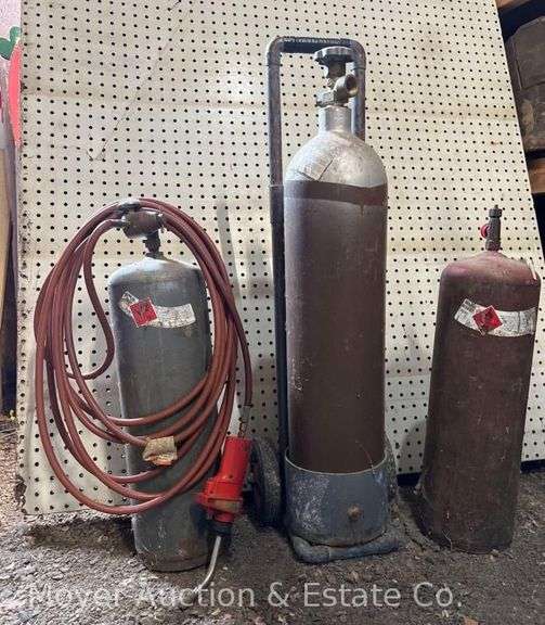 (2) Acetylene Tanks with Argon Tank image