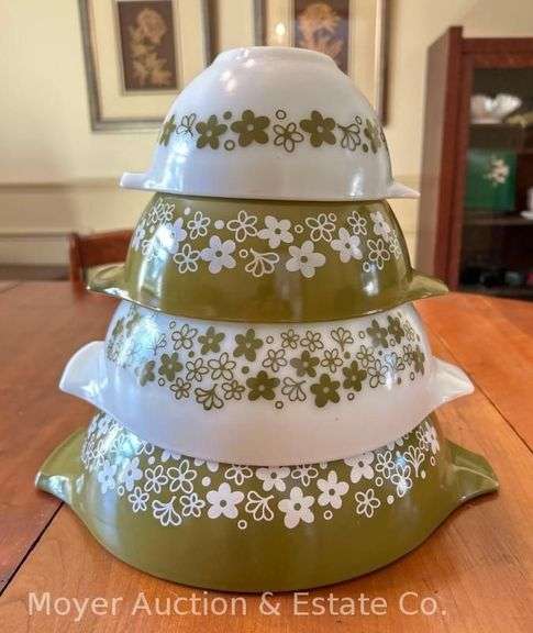 4pc. Pyrex "Spring Blossom" Cinderella Mixing Bowl Set, 441-444 image